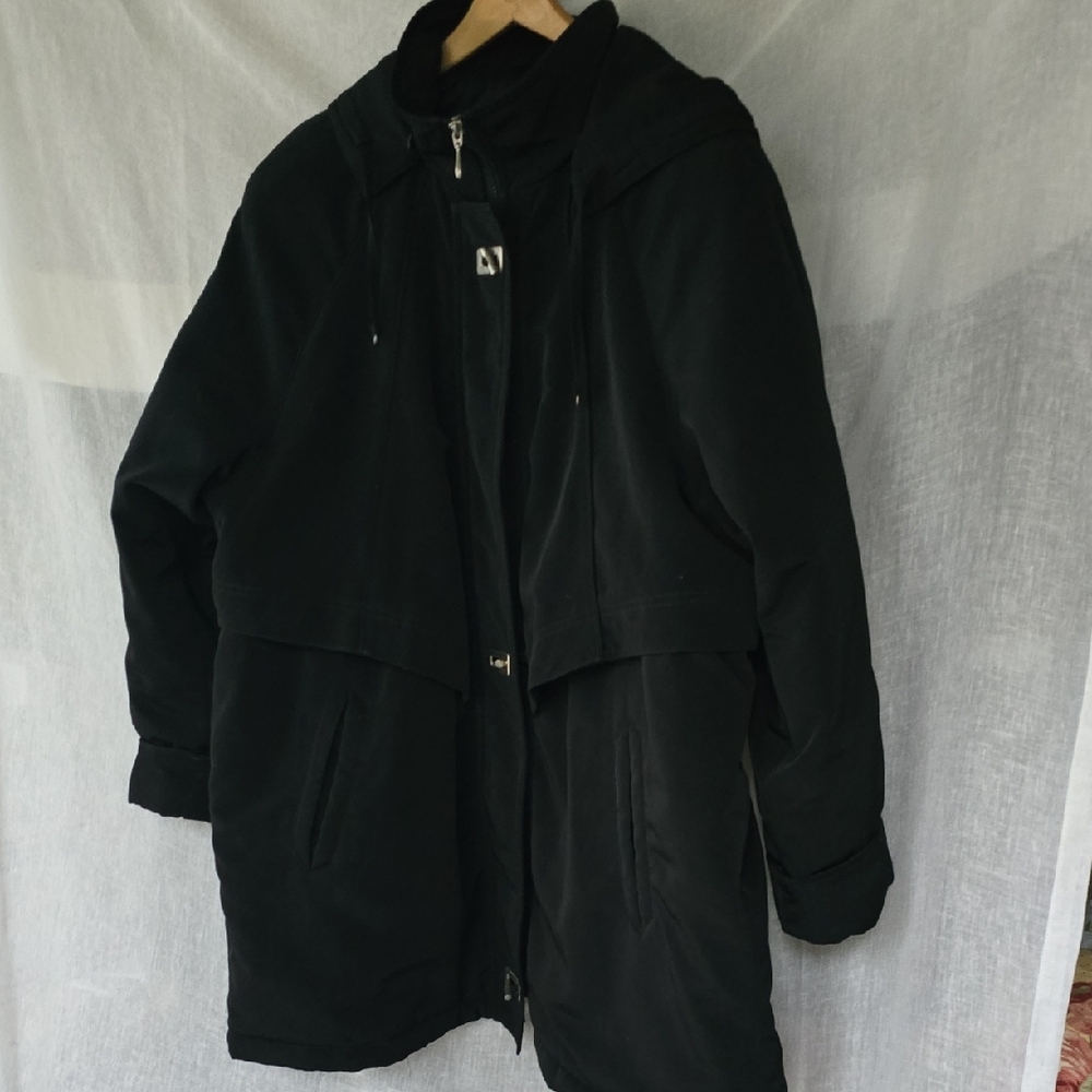 Giorgio Morandi Elegant Black Garment